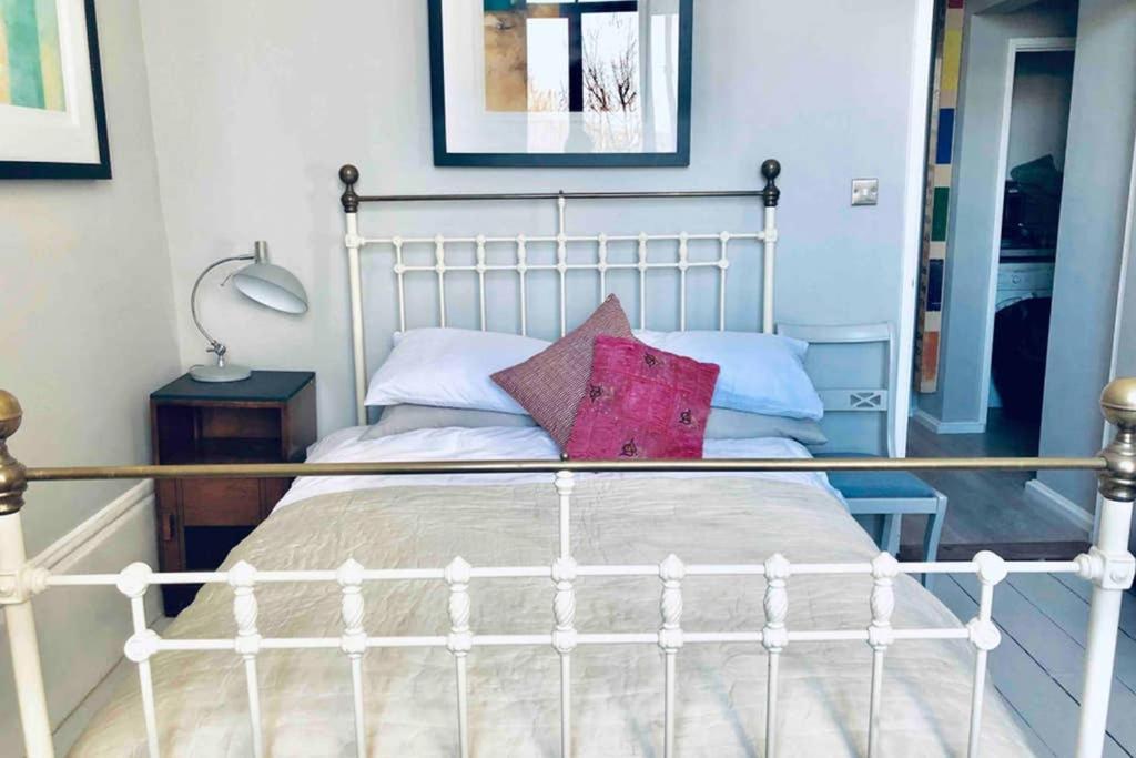 Seaside Escape - Gorgeous 2 Bed Apartment In St-Leonards-On-Sea Hastings Exterior photo